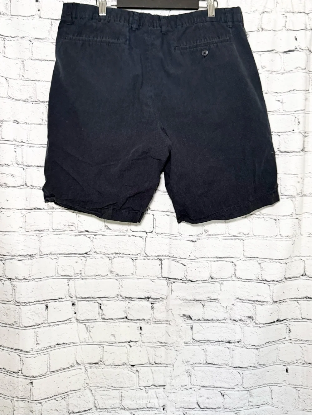 Banana Republic. Men’s Navy Cotton Shorts. Size 36
